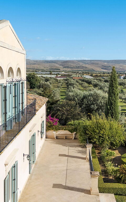 Domus Olivae: Balcon / Terrasse / Patio, Extérieur, Extérieurs, Jardin, Vues