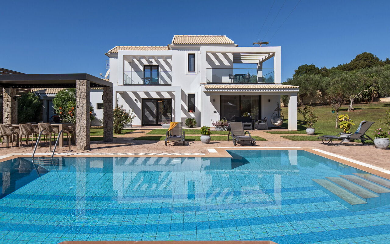 Villa Melitti: bassin, Extérieur, Extérieurs