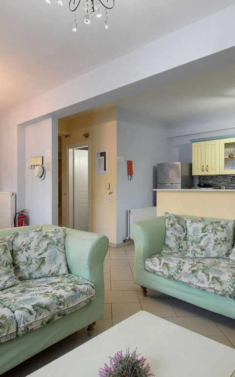 Doctor'S House: Salon