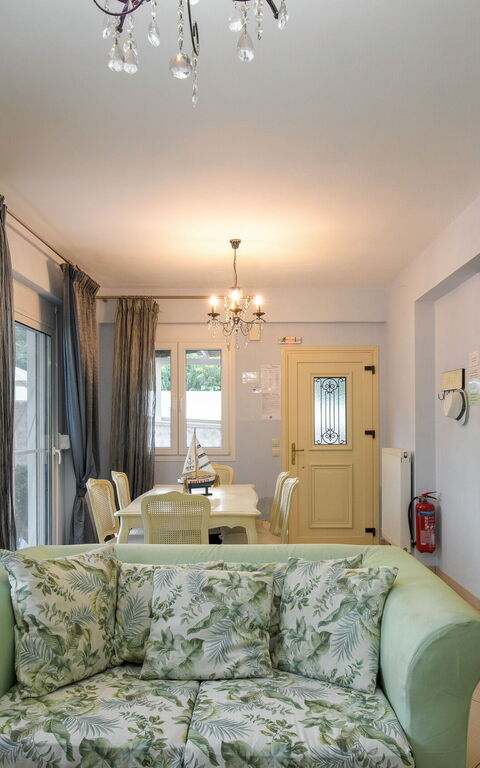 Doctor'S House: Salon