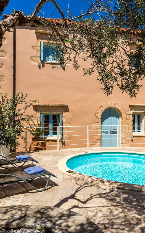 Villa Cava: bassin, Extérieur, Extérieurs