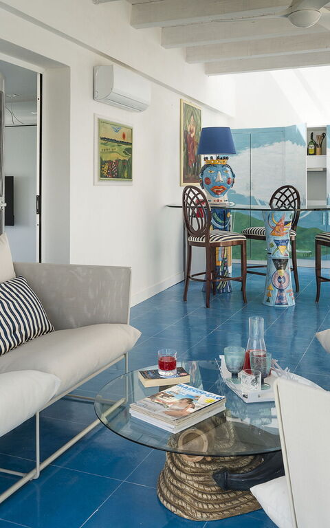 Montalbano Suite: Cuisine, Salon