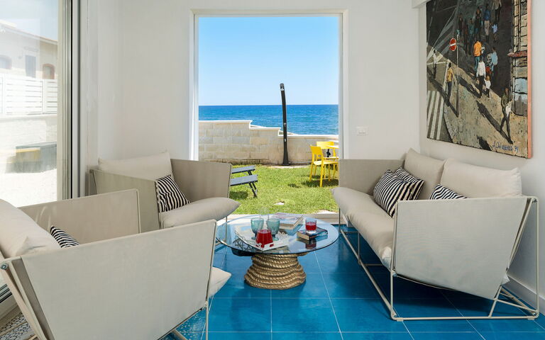 Montalbano Suite: Cuisine, Salon