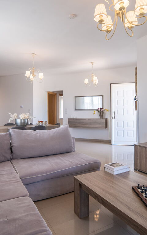 Magnolia: Salon