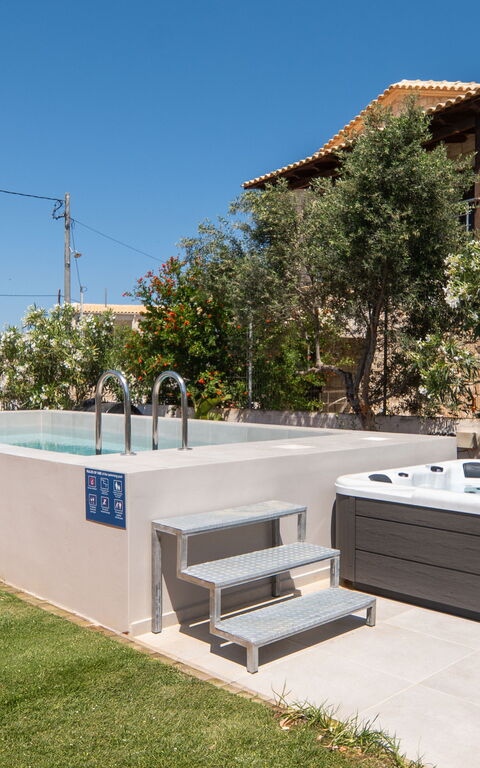 Magnolia: bassin, Extérieur, jacuzzi, Jardin