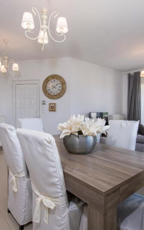 Magnolia: Salle à manger, Salon