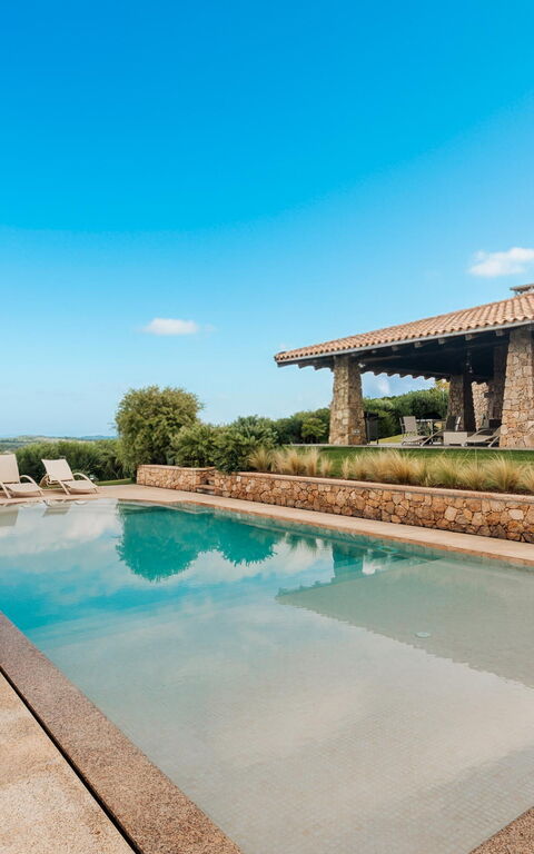 Villa Marinella: bassin, Extérieurs