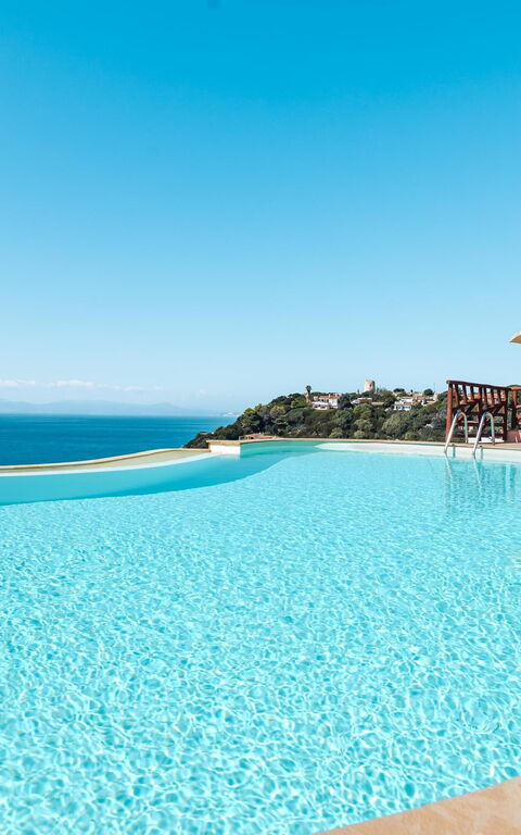 Villa Atlantide: bassin, Extérieur, Extérieurs, Vues