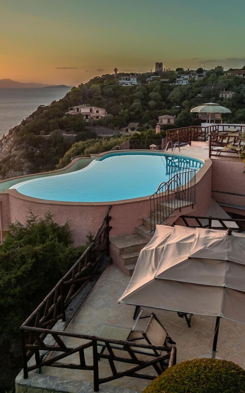 Villa Atlantide: bassin, Extérieur, Extérieurs, Vues