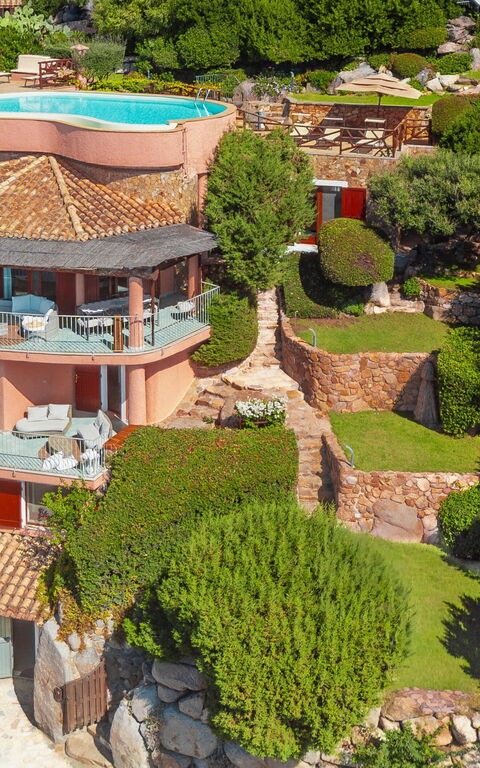 Villa Atlantide: bassin, Jardin, Vues