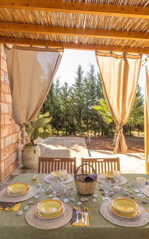 Villa Renedda: Balcon / Terrasse / Patio