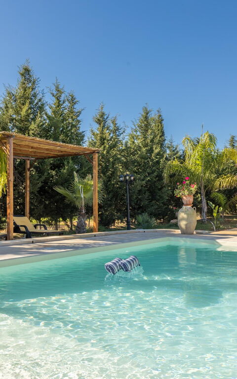 Villa Renedda: bassin, Extérieur, Extérieurs