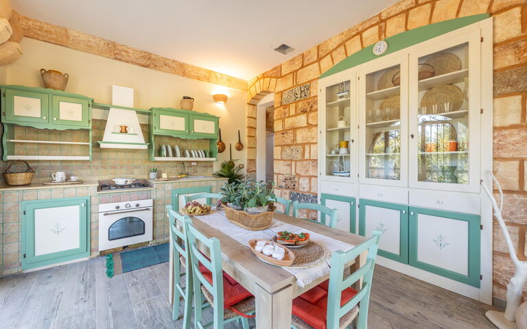 Villa Renedda: Cuisine, Salle à manger