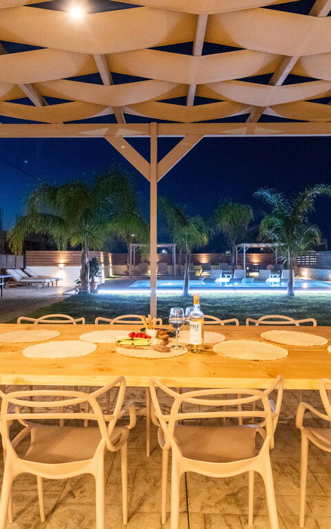 Villa Olympia: Balcon / Terrasse / Patio, bassin, Extérieur, Extérieurs