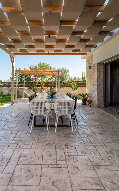 Villa Olympia: Balcon / Terrasse / Patio, Extérieur, Extérieurs, Jardin