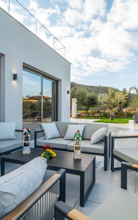 Villa Vasilissa: Extérieur, Extérieurs