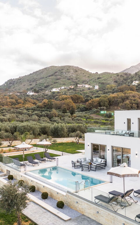 Villa Vasilissa: bassin, Extérieur, Extérieurs