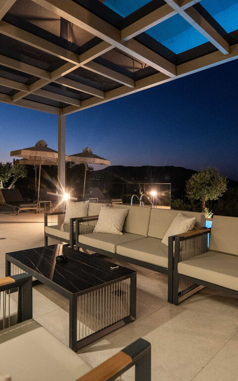 Villa Vasilissa: Balcon / Terrasse / Patio, bassin, Extérieur, Extérieurs