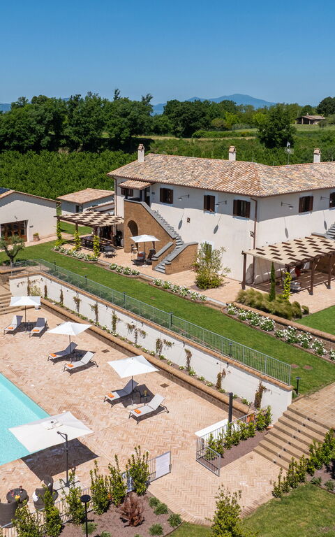 Tenuta Poggio Guiano: bassin, Extérieur, Extérieurs, Jardin, Vues
