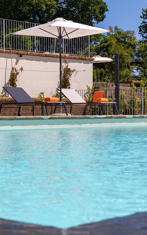 Tenuta Poggio Guiano: bassin, Extérieur, Extérieurs