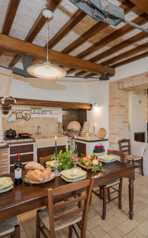 Villa Civita: Cuisine, Salle à manger