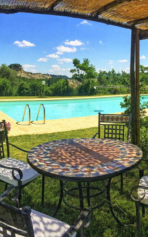 Villa Civita: bassin, Jardin