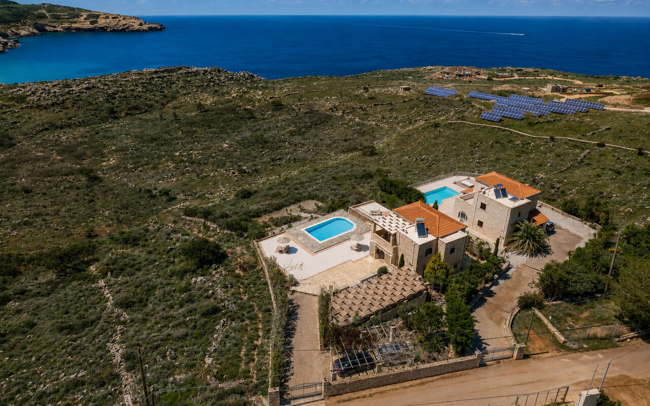 Villa Pi: Extérieur, Vues
