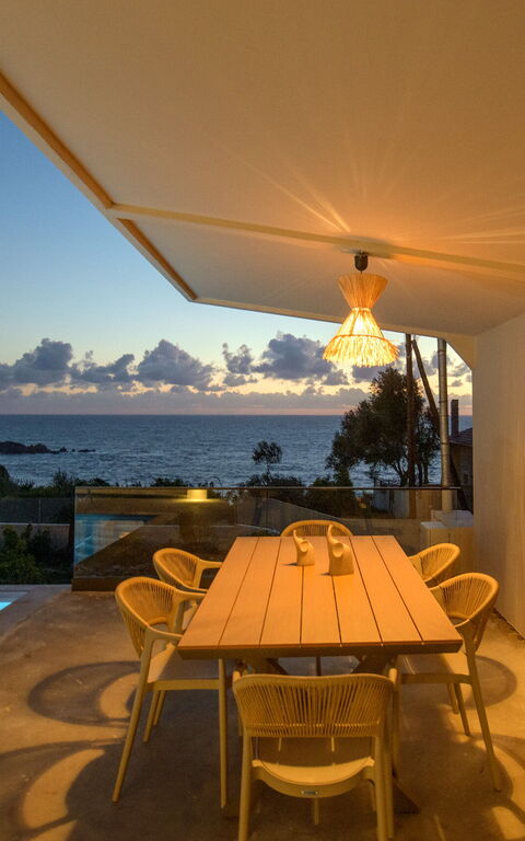 Villa Elais: Balcon / Terrasse / Patio, bassin, Extérieur, Vues