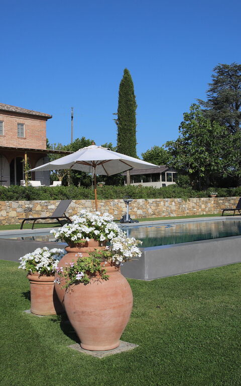Villa Icario: bassin, Jardin