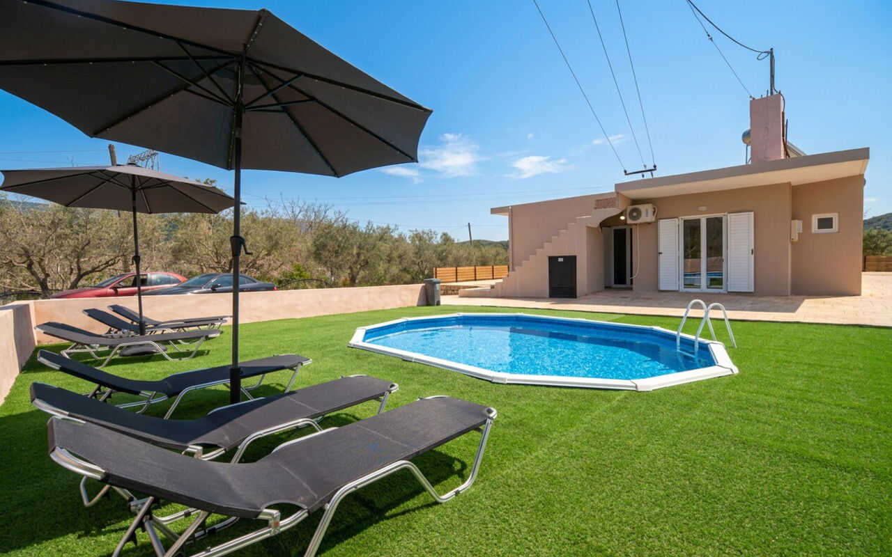 Villa Pasiphae: bassin, Extérieur, Extérieurs