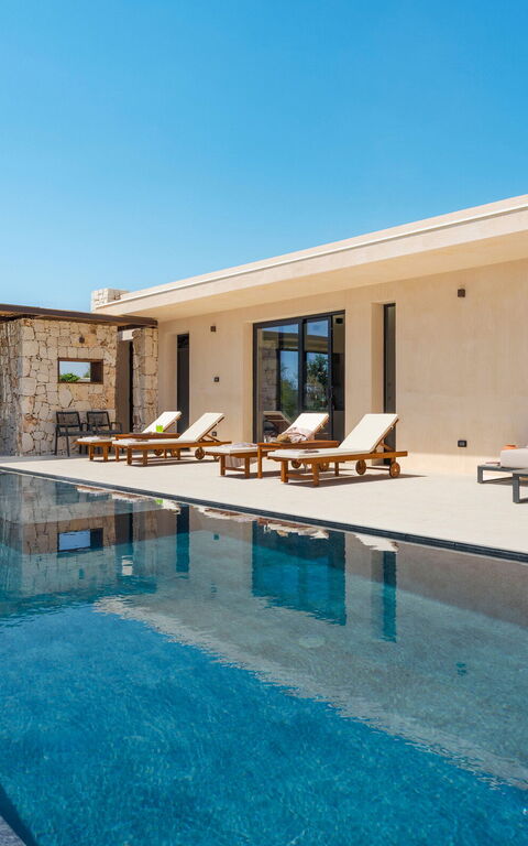 Eos Villa: bassin, Extérieur, Extérieurs