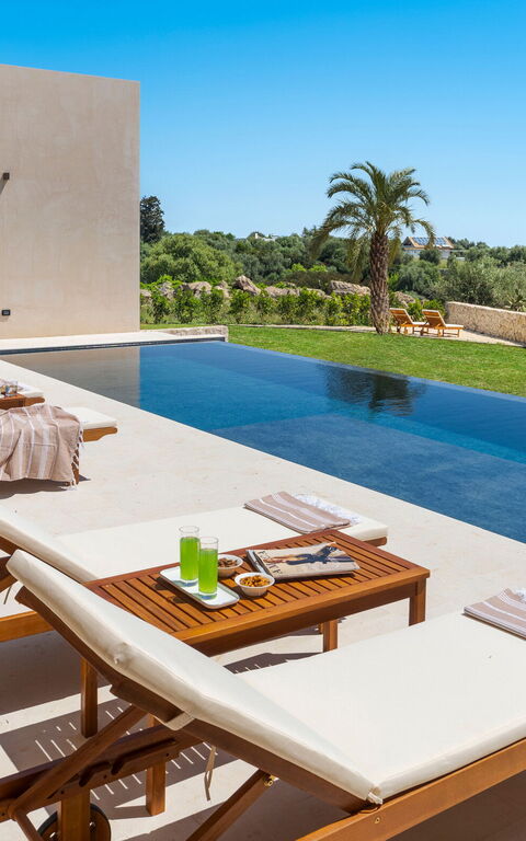 Eos Villa: bassin, Extérieur, Extérieurs, Jardin