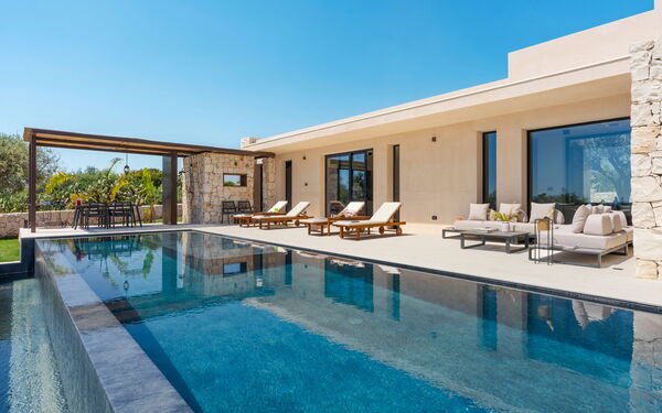 Eos Villa: bassin, Extérieur, Extérieurs