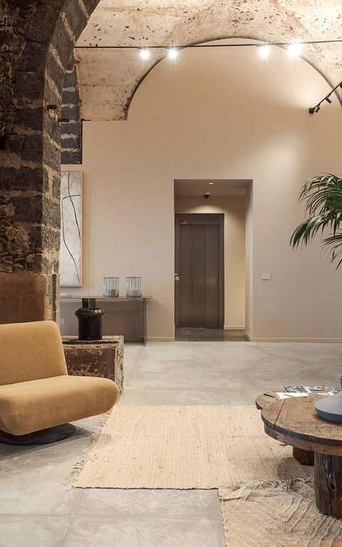 Fiumè: Salon