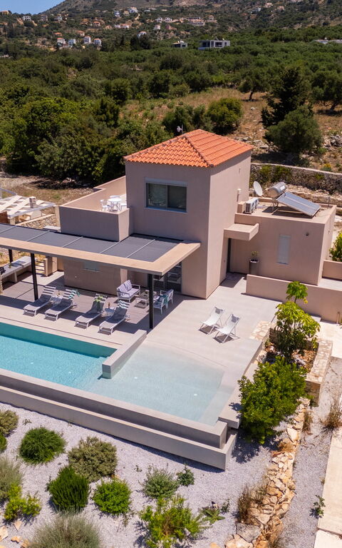Villa Melia: bassin, Extérieur, Extérieurs