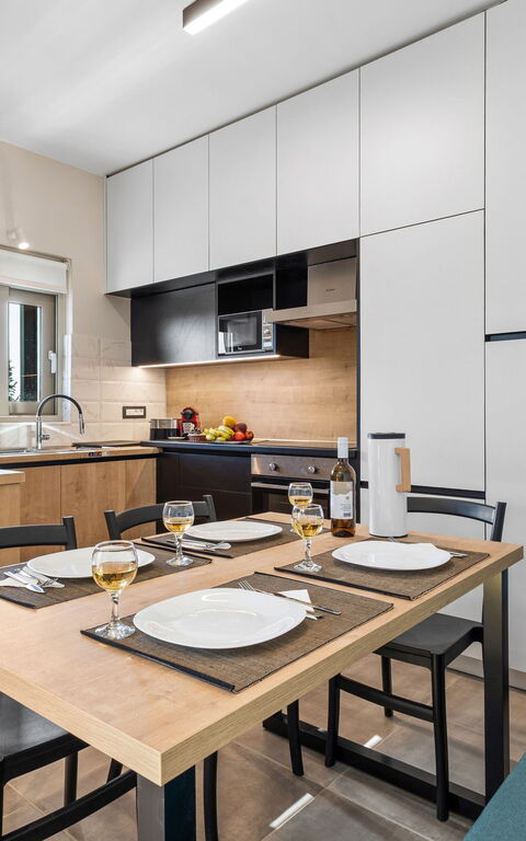 Villa Melia: Cuisine, Salle à manger