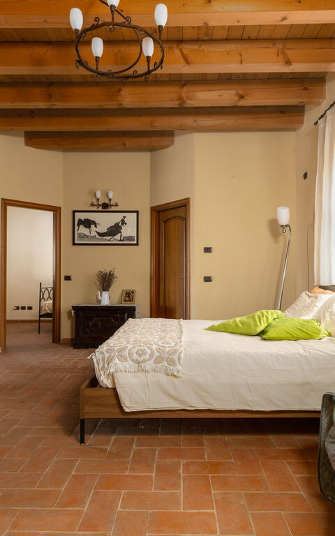 Villa Belvedere San Bartolo: chambre à coucher