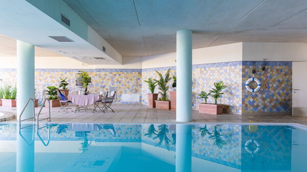 Villa Belvedere San Bartolo: bassin