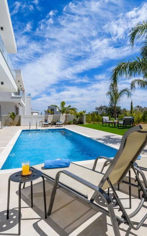 By the Beach - Royal Sapphire Villa: bassin, Extérieur, Extérieurs