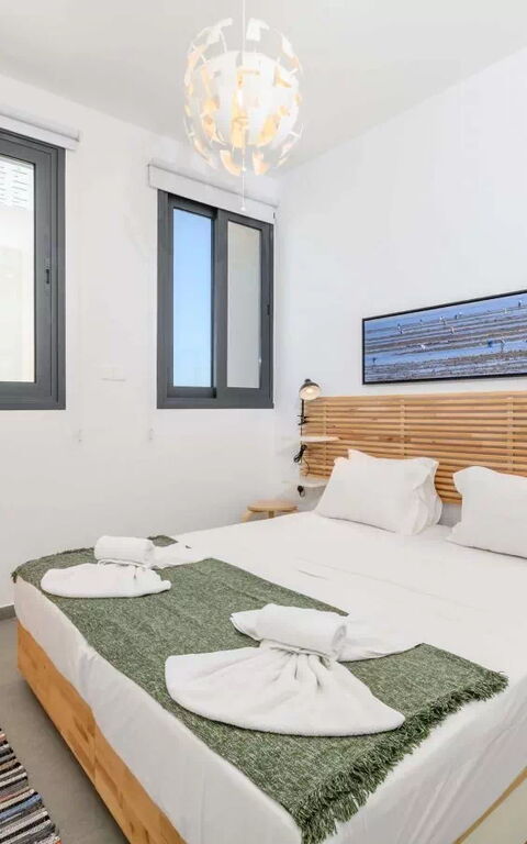 By the Beach - Sea Pearl Villa: chambre à coucher