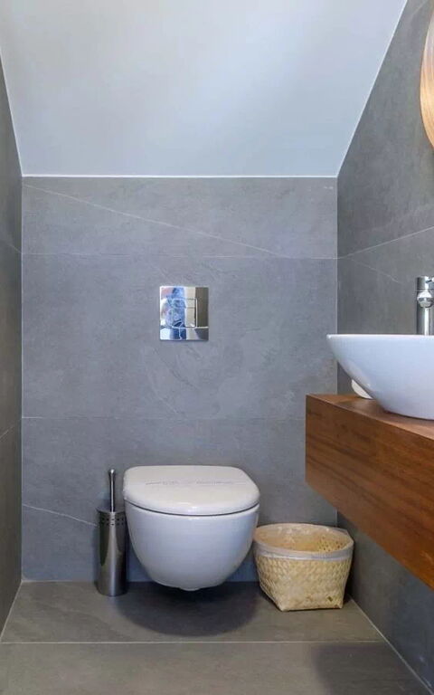By the Beach - Sea Pearl Villa: Salle de bain