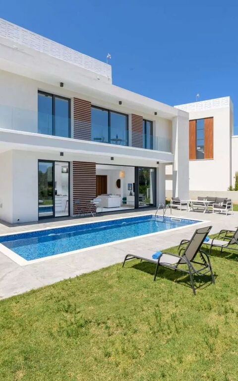By the Beach - White Coral Villa: bassin, Extérieur, Extérieurs, Jardin