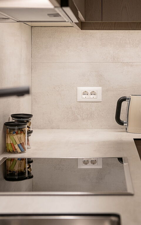 Ares Luxurious Residence: Cuisine