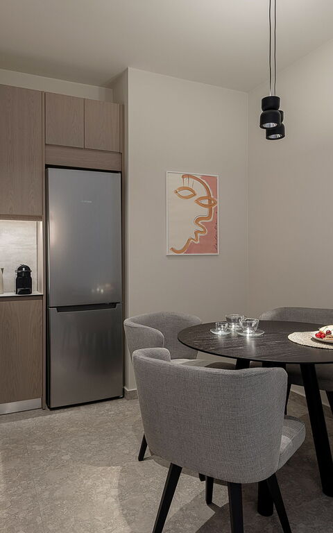 Ares Luxurious Residence: Cuisine, Salle à manger