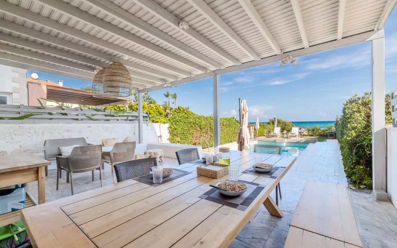Aya Thekla Beach House: Balcon / Terrasse / Patio, bassin, Extérieur, Extérieurs