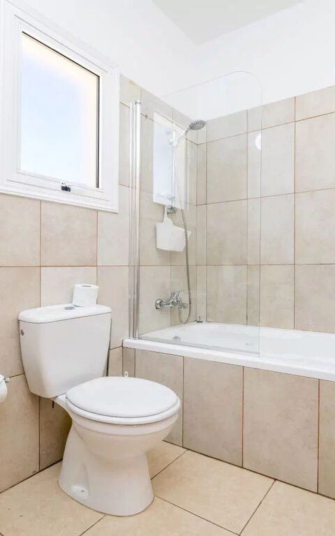 Ayia Triada Beach Gardens: Salle de bain