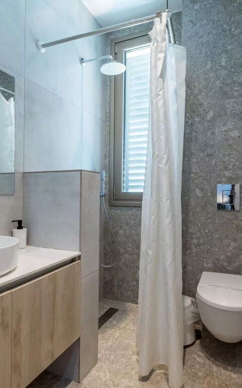 Azure Seaview - Ruby Villa: Salle de bain