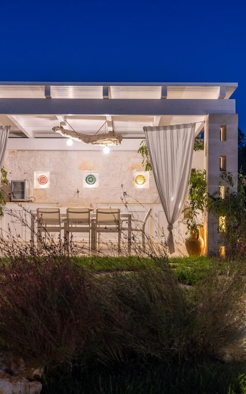 Villa Calanthia: Balcon / Terrasse / Patio, Extérieur, Extérieurs, Jardin