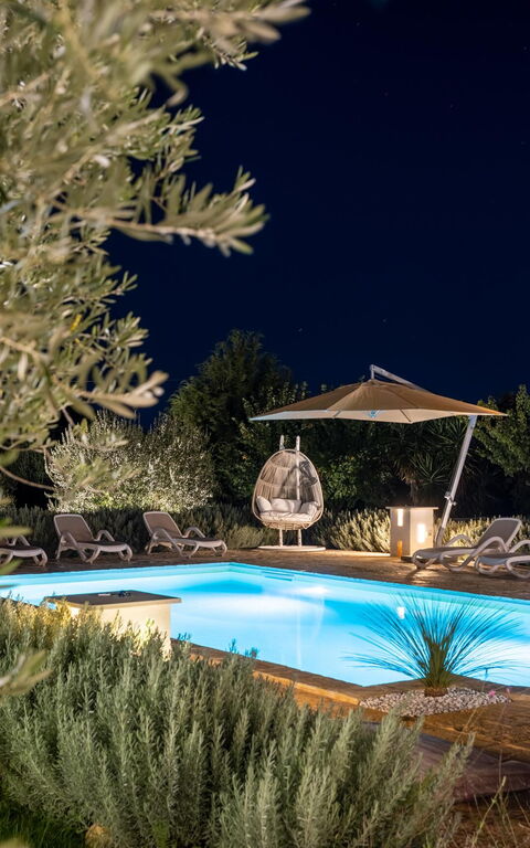 Villa Calanthia: bassin, Extérieur, Extérieurs, Jardin