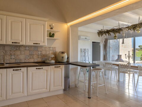 Villa Calanthia